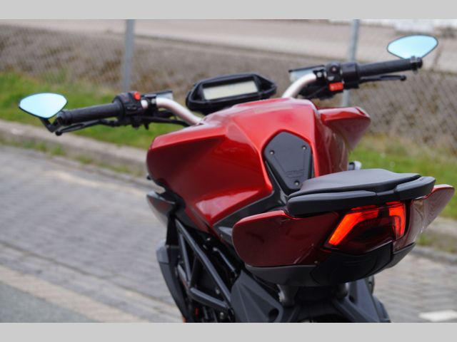 mv-agusta - brutale-800