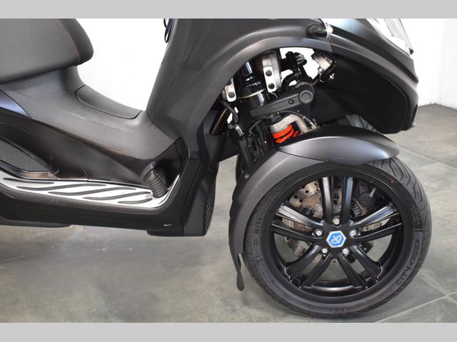 piaggio - mp3-300-hpe-sport