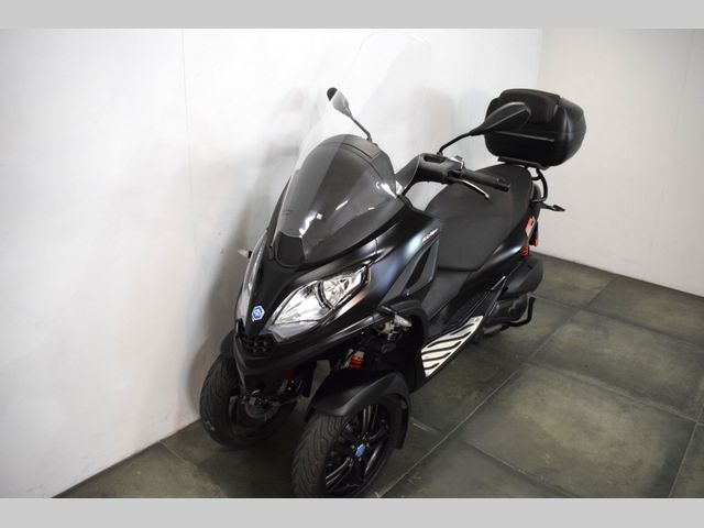 piaggio - mp3-300-hpe-sport