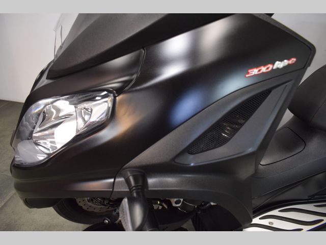 piaggio - mp3-300-hpe-sport