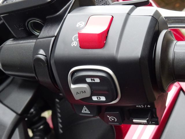 honda - gl-1800-goldwing-dct