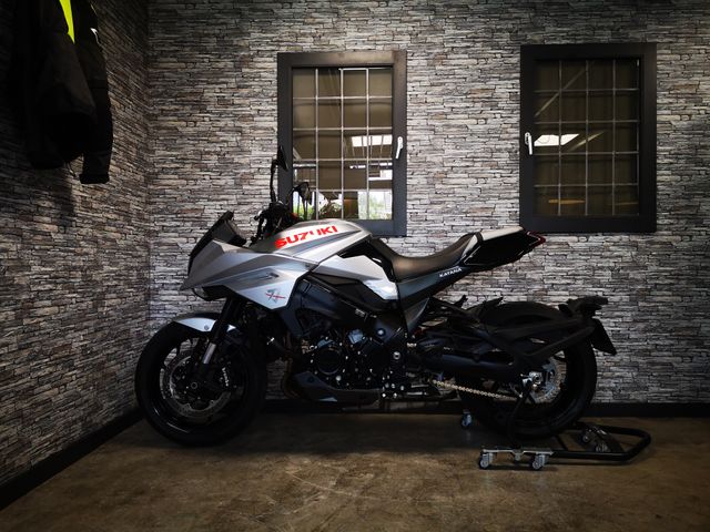 suzuki - gsx-s-1000-katana