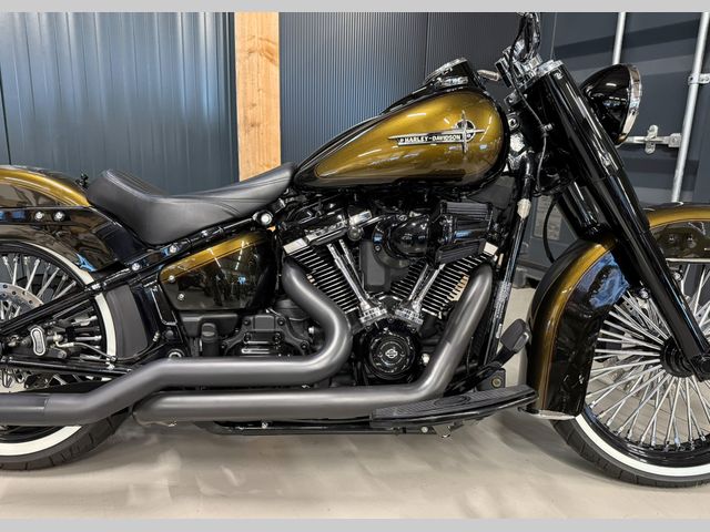 harley-davidson - heritage-softail-classic-114-flstc