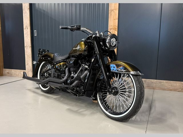 harley-davidson - heritage-softail-classic-114-flstc