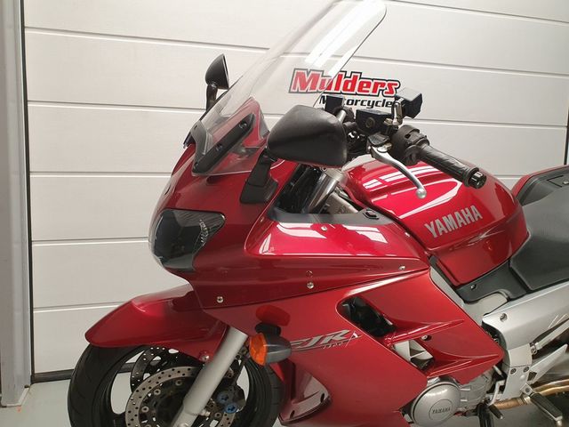 yamaha - fjr-1300