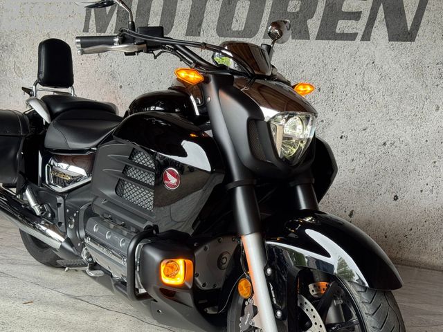 honda - f6-c-gl-1800-valkyrie
