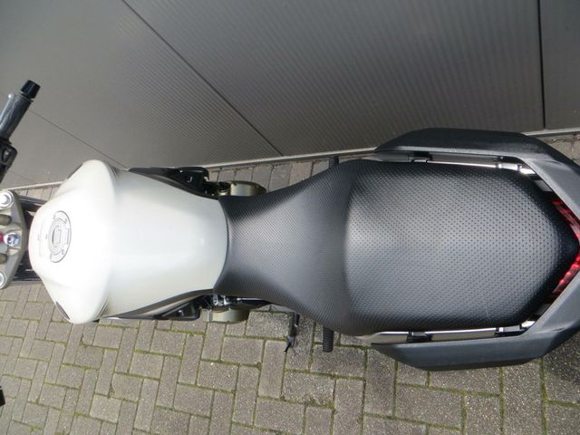 yamaha - xj-6-abs