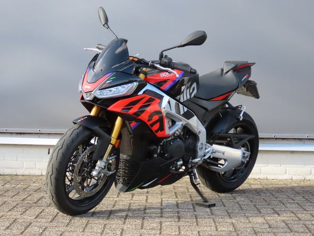 aprilia - tuono--v4-1100-factory