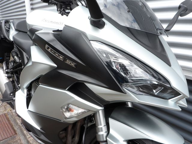 kawasaki - z-1000-sx