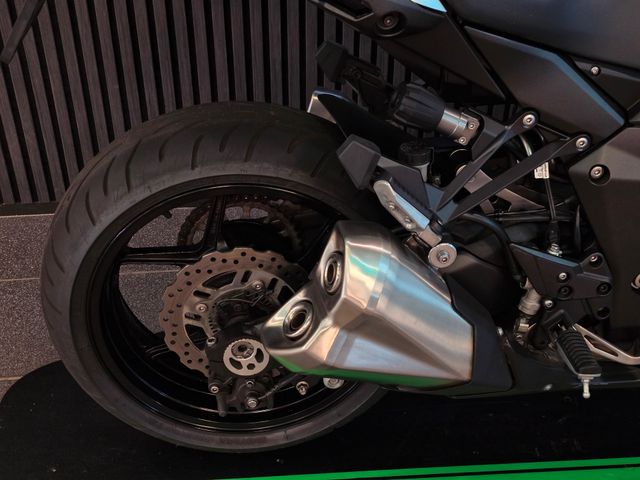 kawasaki - z-1000-sx
