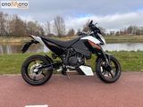 KTM 690 DUKE