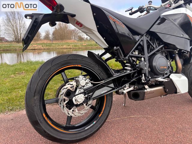 ktm - 690-duke