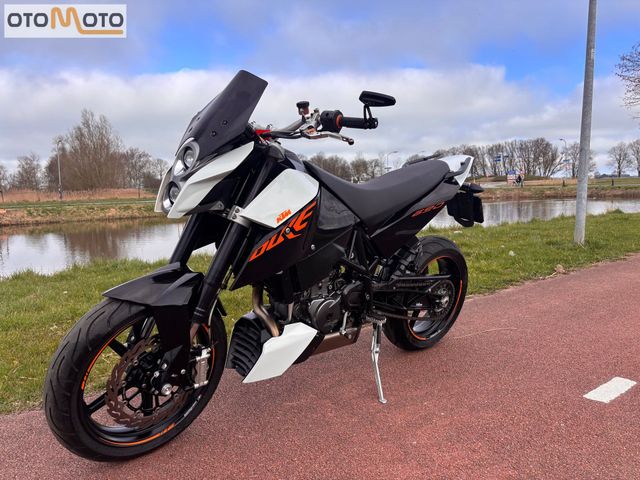ktm - 690-duke