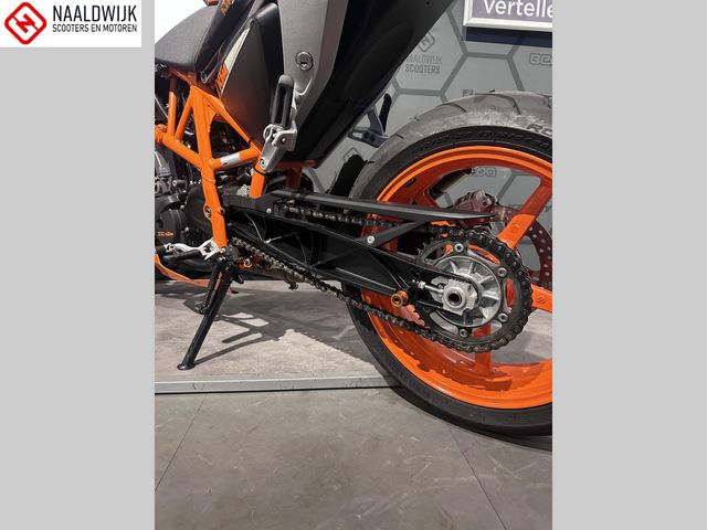 ktm - 690-duke