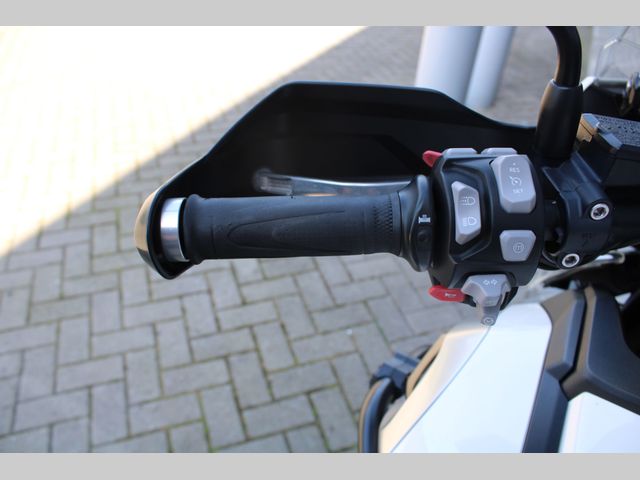 triumph - tiger-explorer-xrt