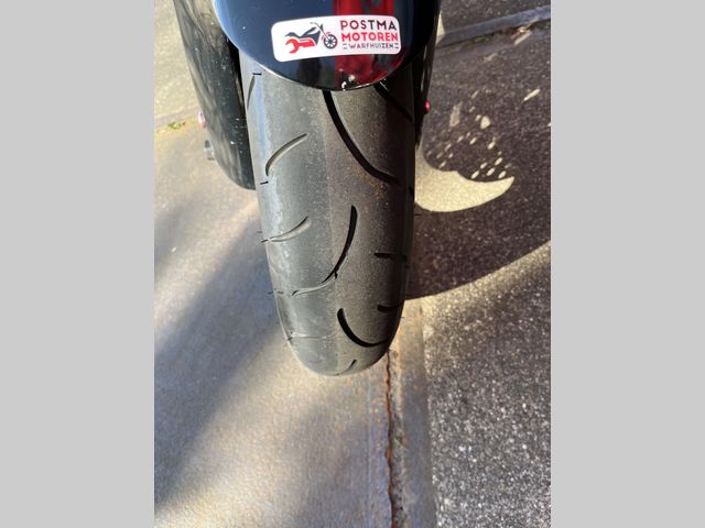 yamaha - yzf-1000-r-thunderace