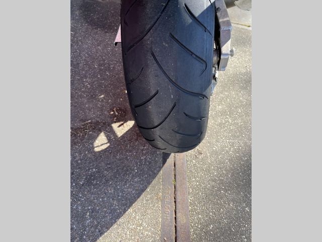 yamaha - yzf-1000-r-thunderace