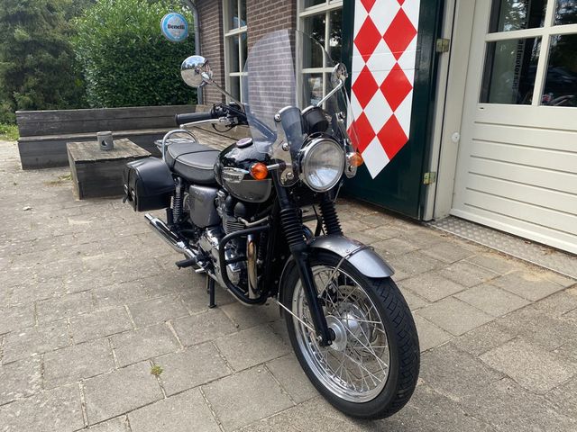 triumph - bonneville-t-100
