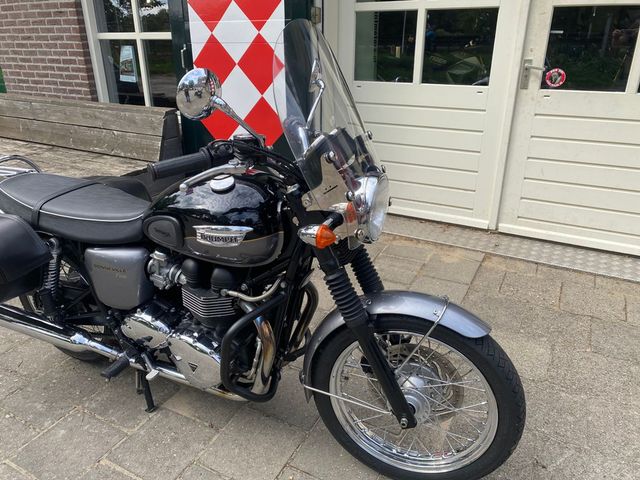 triumph - bonneville-t-100