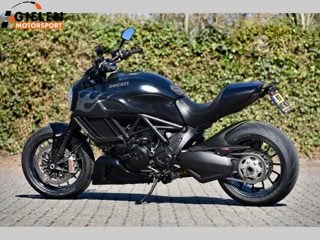 ducati - diavel-dark