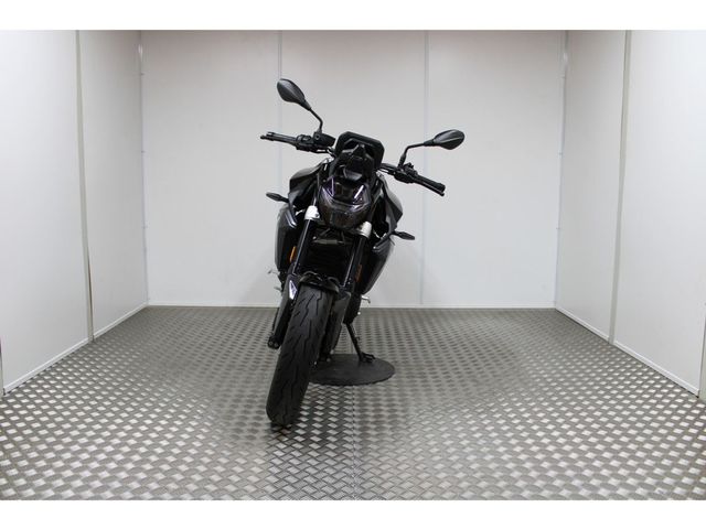 bmw - f-900-r