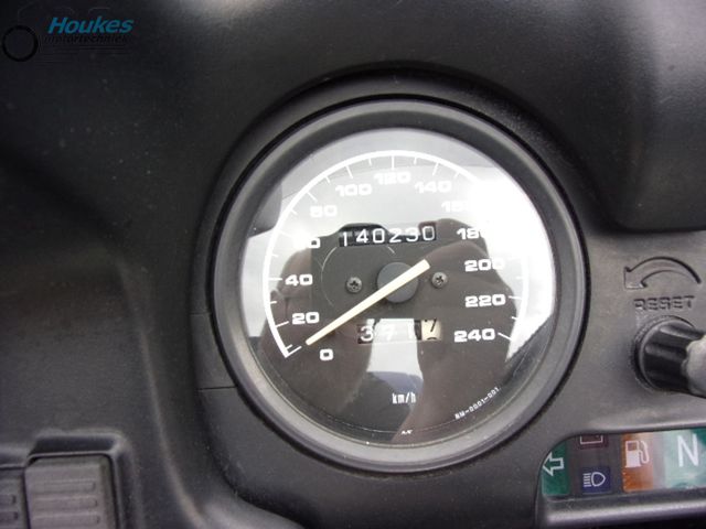 bmw - r-1100-rt