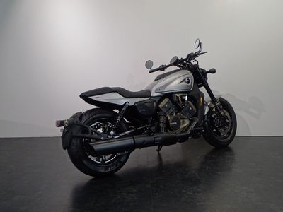 QJMOTOR SRV 600 V – foto 3