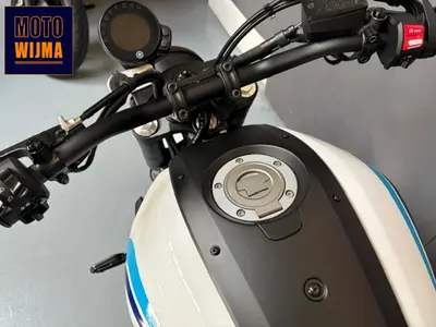 YAMAHA XSR 700 ABS – foto 4
