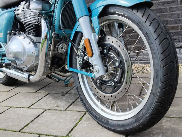 royal-enfield - classic-650