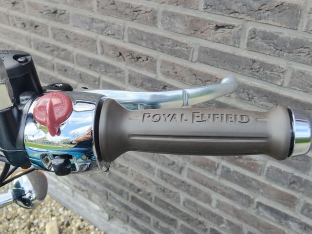 royal-enfield - classic-650