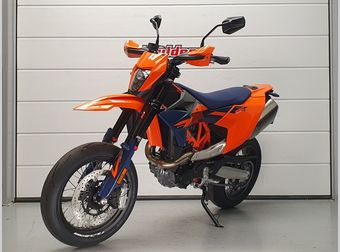 KTM 690 SMC R 2026 nieuw