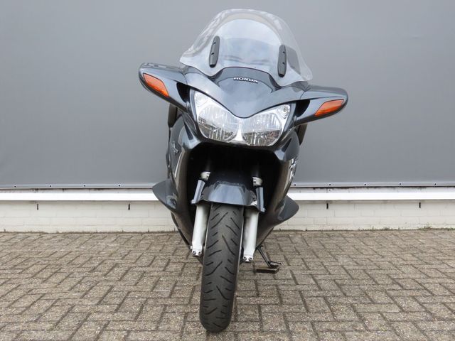 honda - st-1300-pan-european-abs