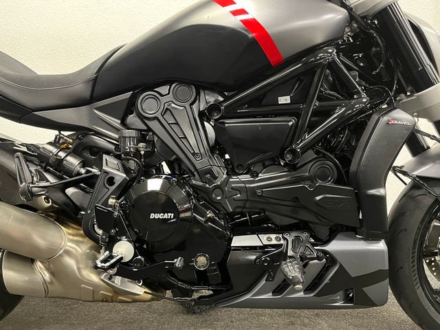 ducati - xdiavel-black-star