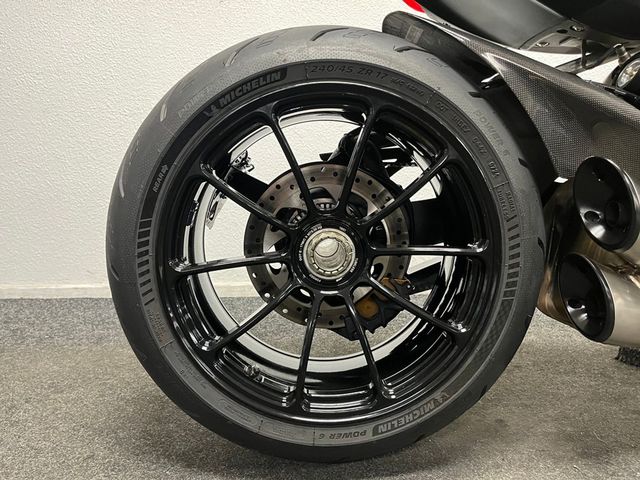 ducati - xdiavel-black-star