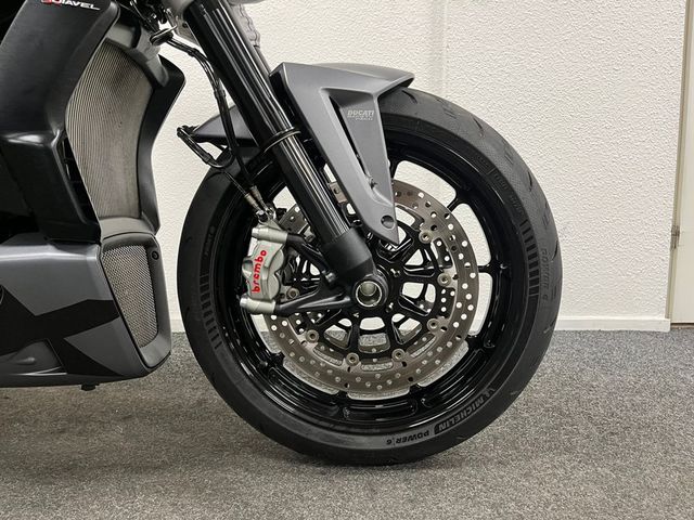 ducati - xdiavel-black-star