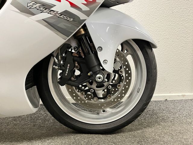 suzuki - gsx-r-1300-hayabusa