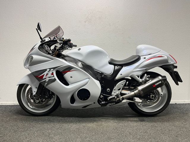 suzuki - gsx-r-1300-hayabusa