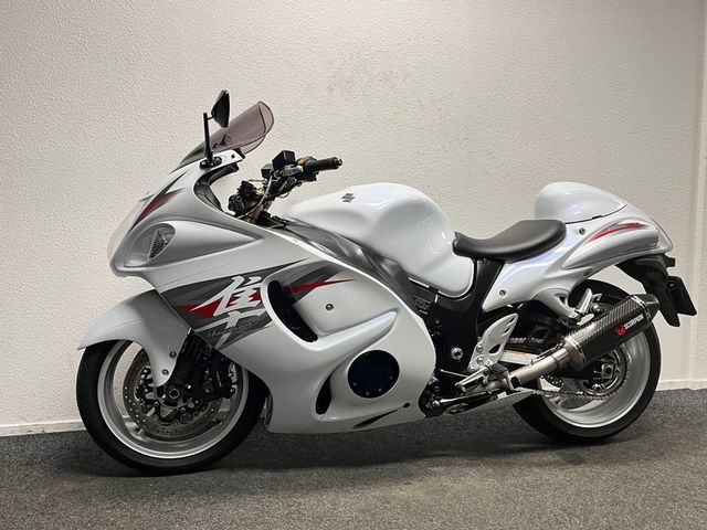 suzuki - gsx-r-1300-hayabusa