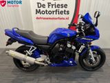 YAMAHA FZS 600 FAZER