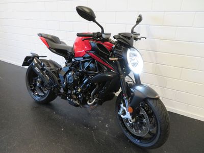MV AGUSTA BRUTALE 800 – foto 2