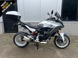 BMW F 900 XR