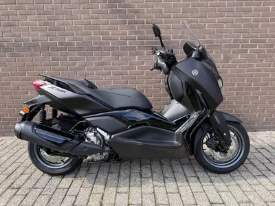 YAMAHA X MAX 300 TECH MAX – foto 2