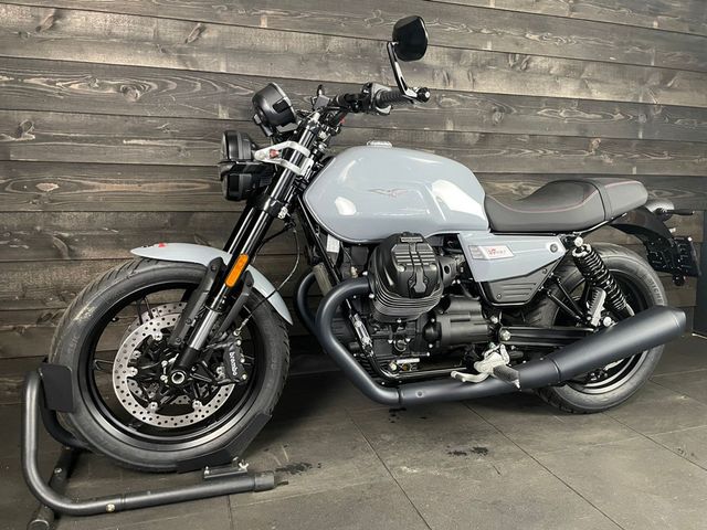 moto-guzzi - v-7-sport