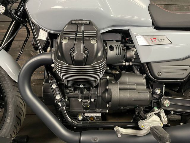 moto-guzzi - v-7-sport