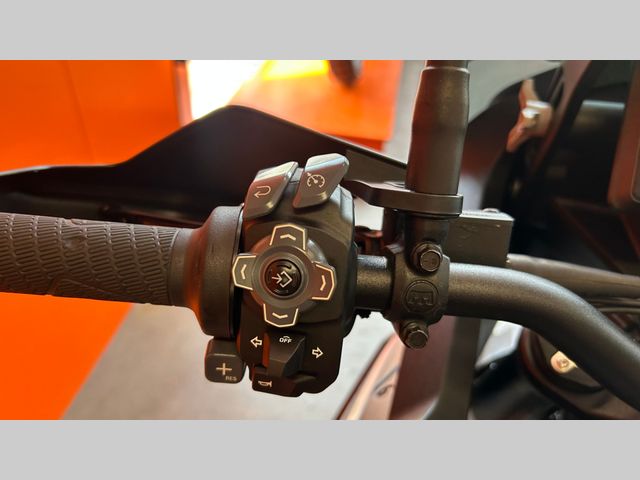 ktm - 1290-super-adventure-s