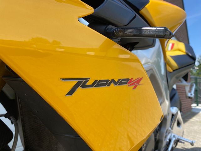 aprilia - tuono-v4-r-aprc
