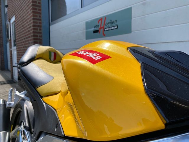 aprilia - tuono-v4-r-aprc