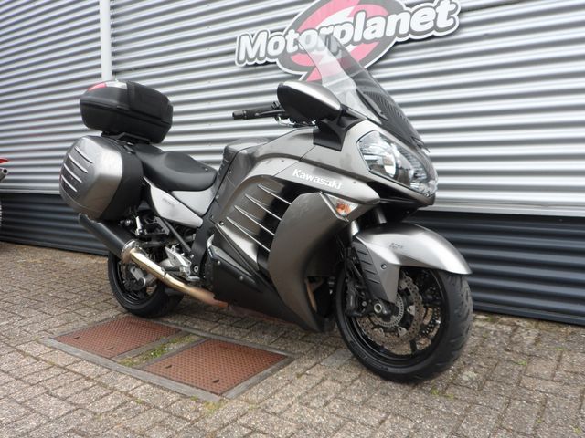 kawasaki - gtr-1400