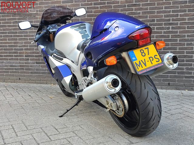 suzuki - gsx-r-1300-hayabusa