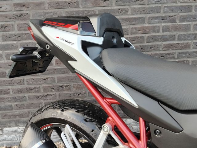 honda - cb-750-hornet